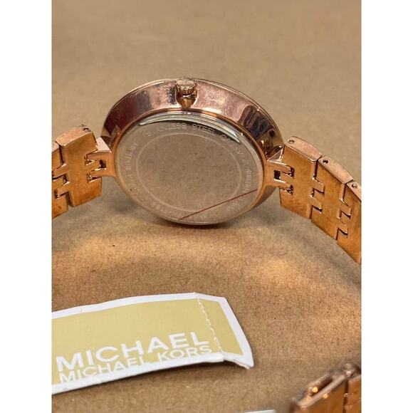 Michael Kors MK7168 Anabeth Quartz White Women's Watch - Picture 4 of 5